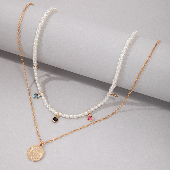 Layered Coin Pendant Necklace with Pearl Accents - Chic and Elegant Design