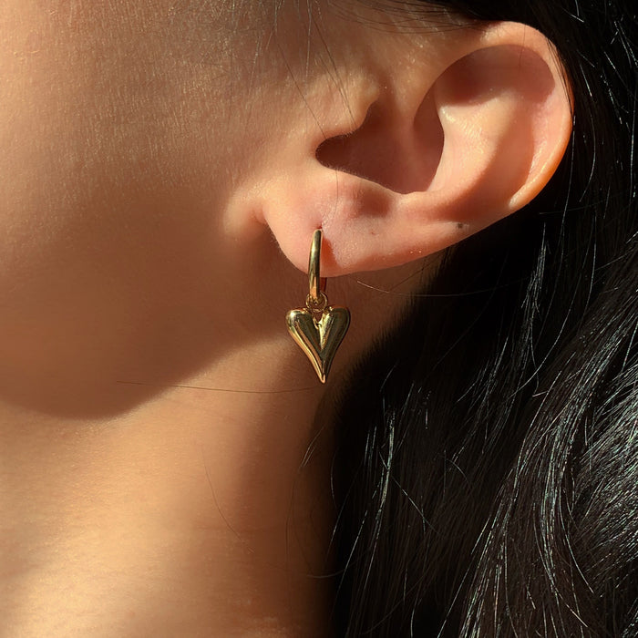 Pendientes con colgante de corazón en 3D bañados en oro de 14 quilates: joyería vintage de acero inoxidable y oro de moda para mujer