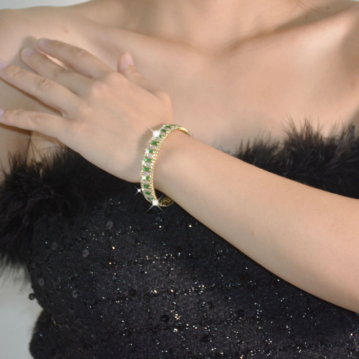 Emerald Green Geometric Zircon Bracelet - Open Cuff with a Luxurious and Elegant Style