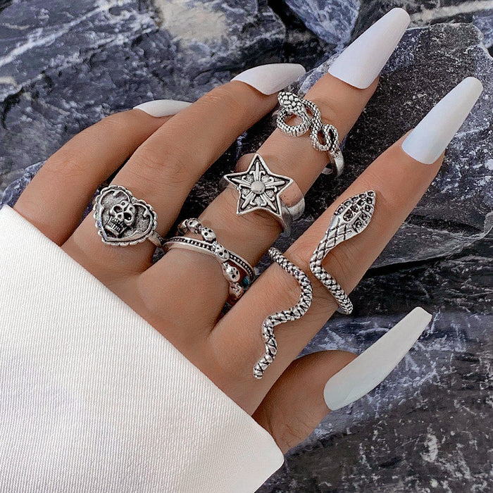 Gothic Skull Ring Set - 8-Piece Animal and Heart Rings for Women