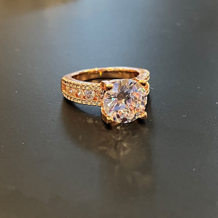 Hollow full inlaid zircon ring women's rose gold engagement ring