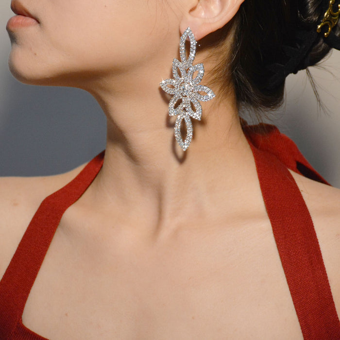 Black and White Rhinestone Earrings - Vintage and Versatile Jewelry for Women