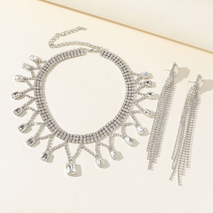 Minimalist Rhinestone Necklace Set - Vintage Style with Geometric Details