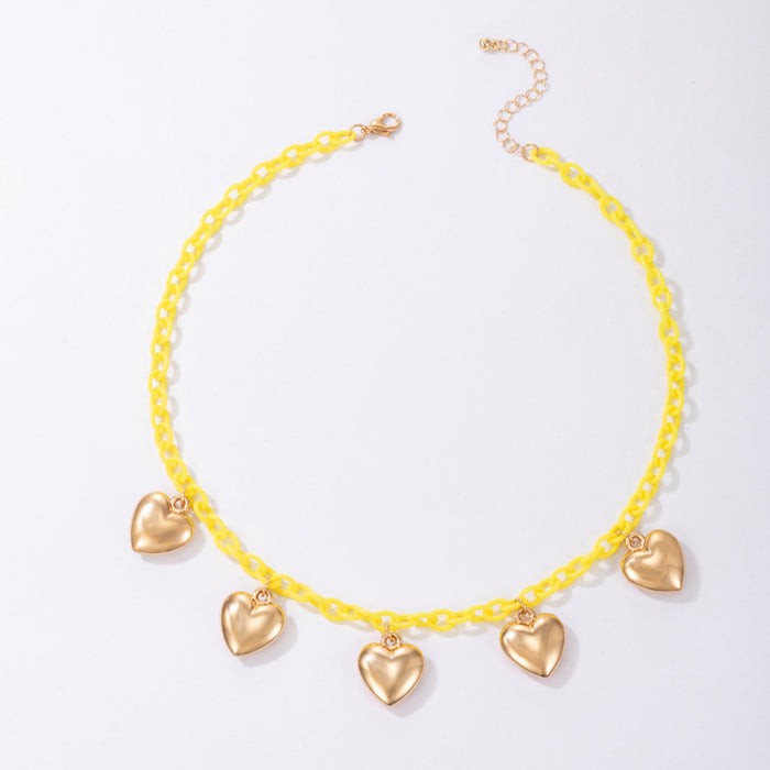 Collar con colgante de corazón llamativo: gargantilla de cadena de resina