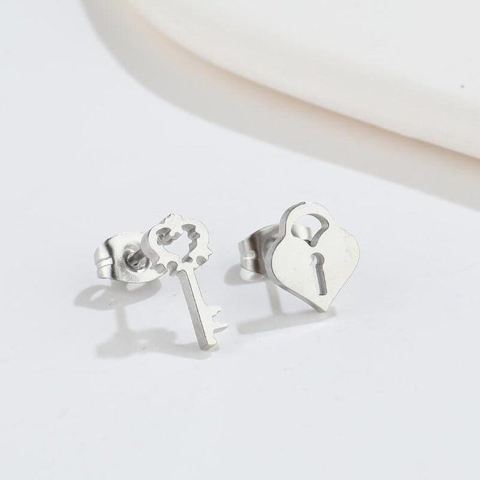 Key lock earrings, Korean and Japanese style sweet new geometric heart-shaped moon asymmetrical earrings wholesale