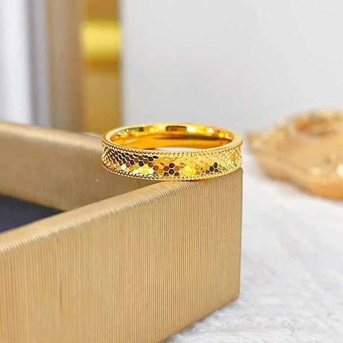 Wholesale titanium steel 18K gold-plated fish scale glossy couple rings