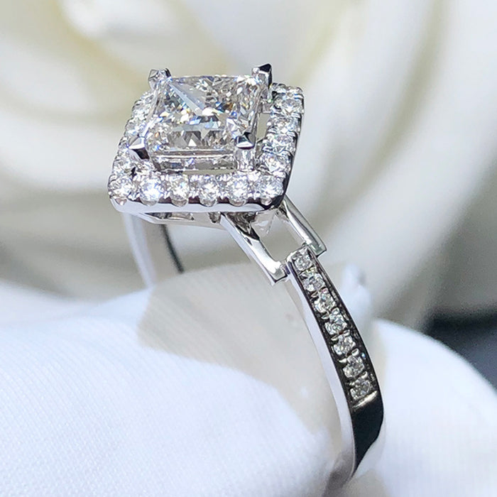 Hollow diamond zircon ring niche high-end wedding ring for women