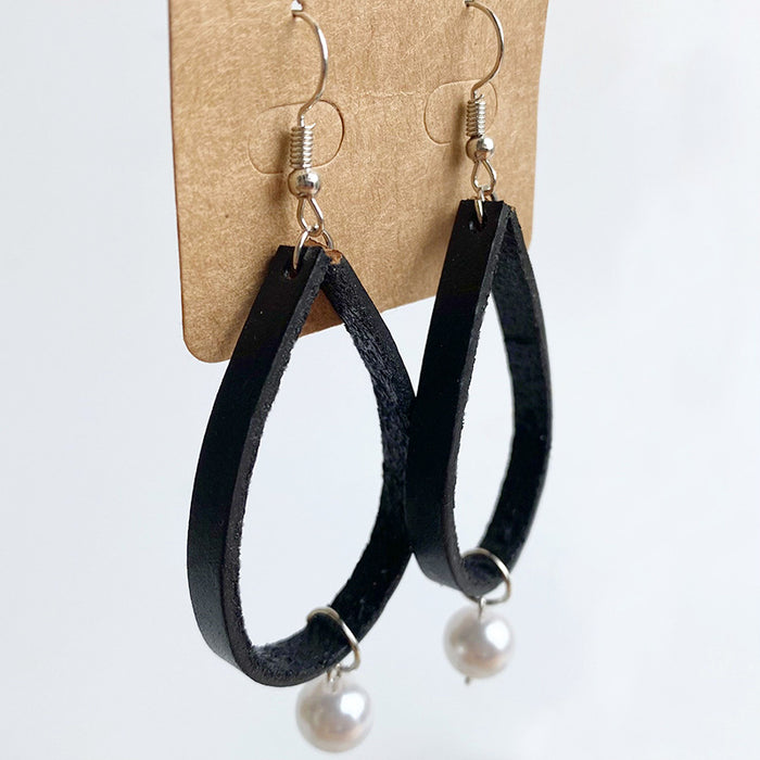 Vintage Leather Pearl Earrings with Retro Design