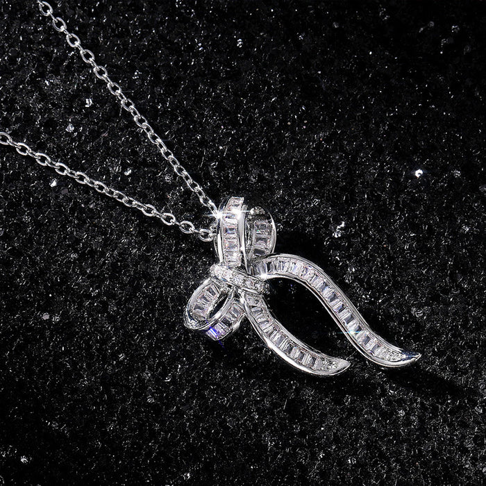 Ladies' clavicle necklace with square zircon bow