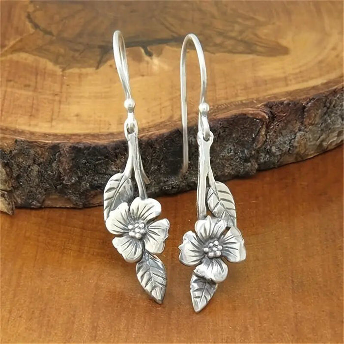 Leaf and flower earrings retro simple earrings