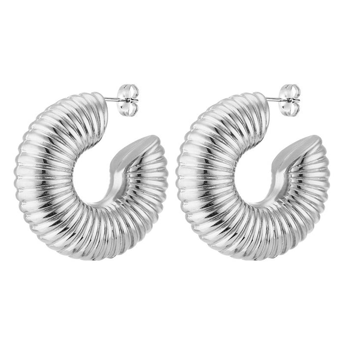 Retro hollow stainless steel earrings light luxury 18K titanium steel earrings