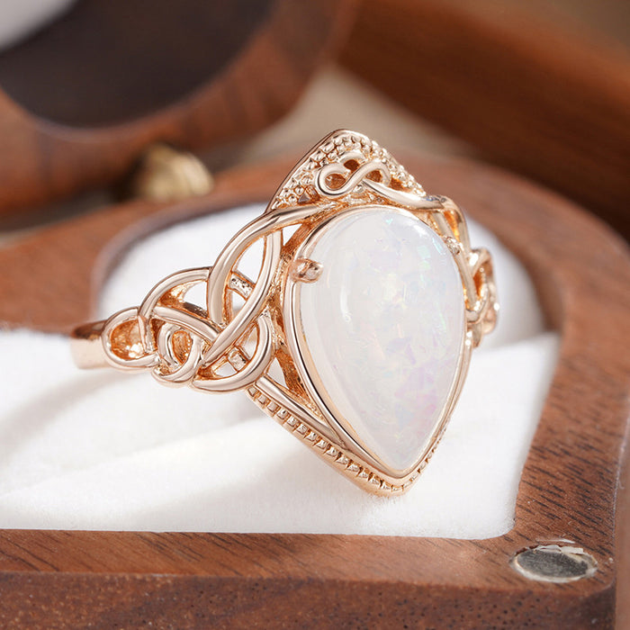 women's teardrop line crown ring