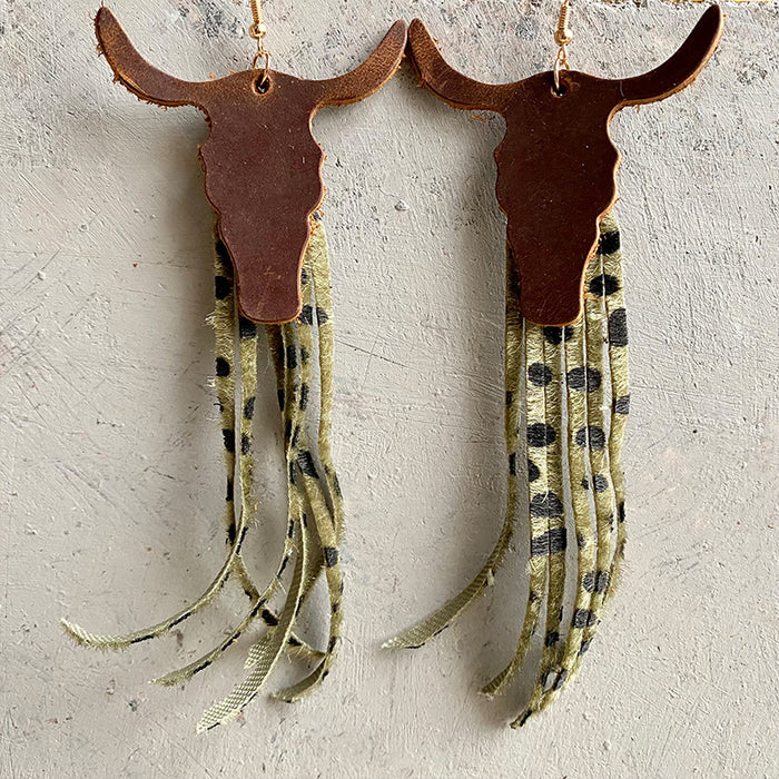 Western Cowboy Crazy Horse Leather Earrings with Bullhead Tassel Design