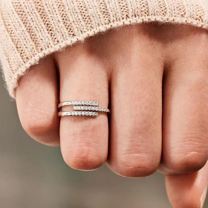 Anillo geométrico lineal con circonitas microincrustadas para mujer, anillo ajustable