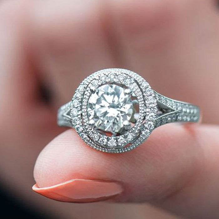 Los anillos de boda de circonita redonda se venden muy bien en todo el mundo