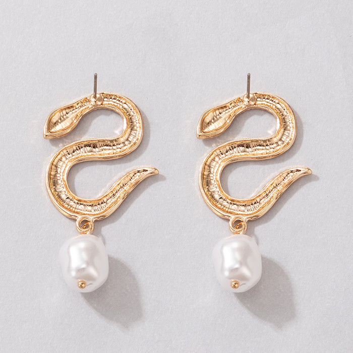 Animal snake-shaped pearl pendant convex texture earrings