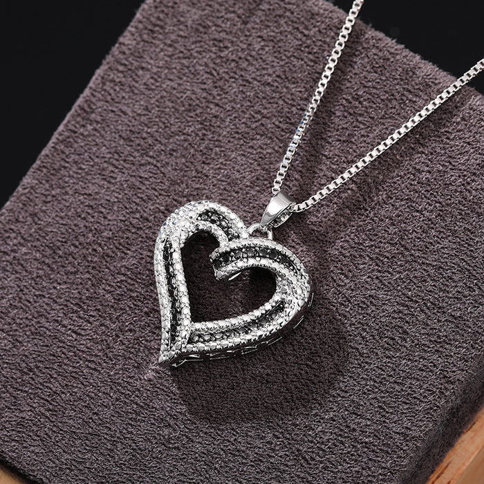 Irregular heart-shaped love pendant contrasting peach heart necklace