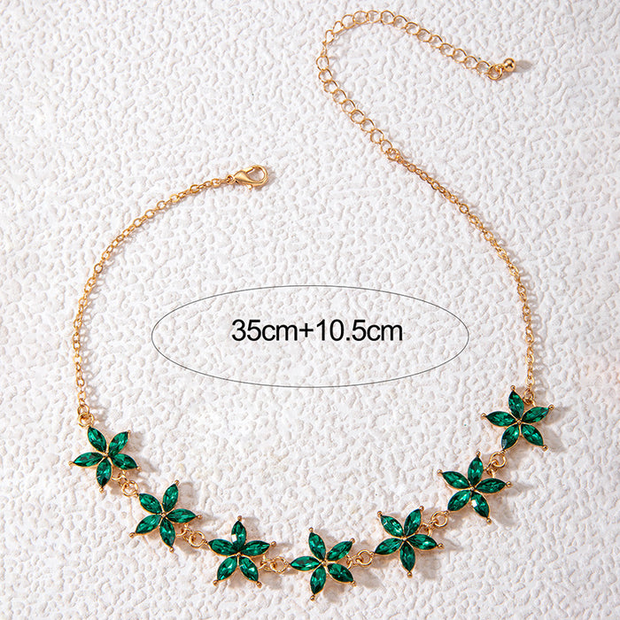 Emerald Flower Pendant Necklace with Gold Chain - Elegant and Minimalist Jewelry for Women