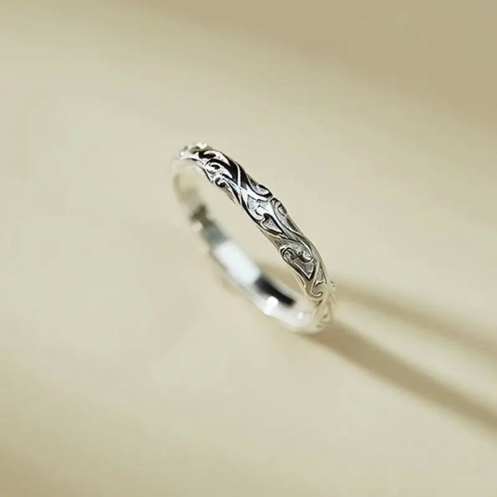 Patterned niche rings are hot selling the same style rings