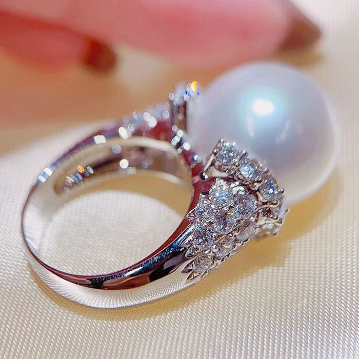 Baroque pearl ring