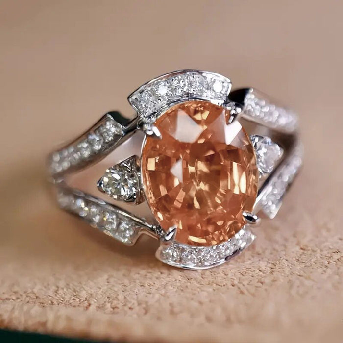 Women's wax inlaid zircon palace style ring