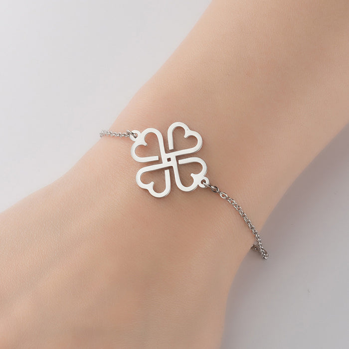 Lucky clover pendant bracelet, geometric hollow heart bracelet wholesale