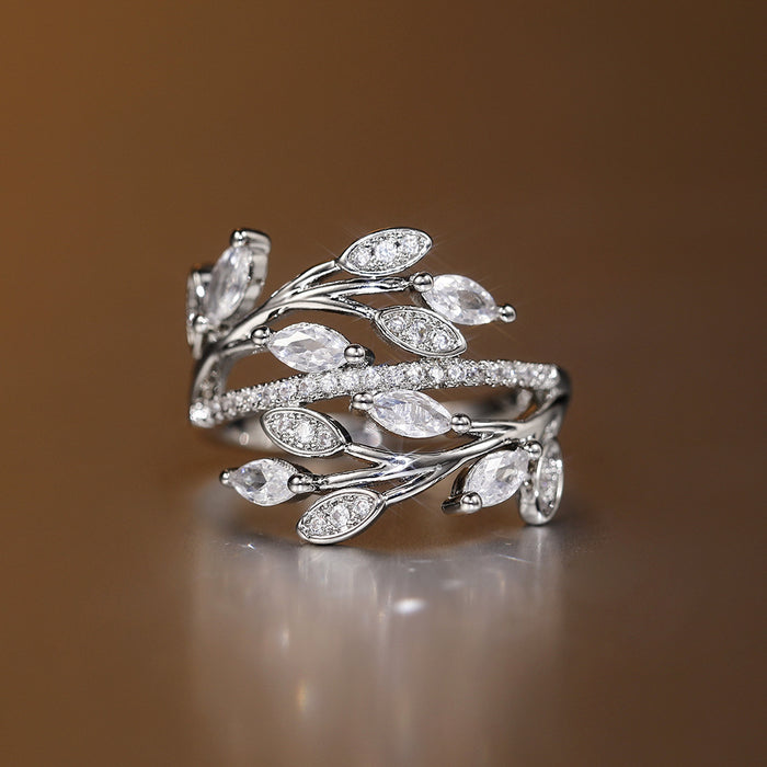 Intertwined leaf ring creatively inlaid zircon ring