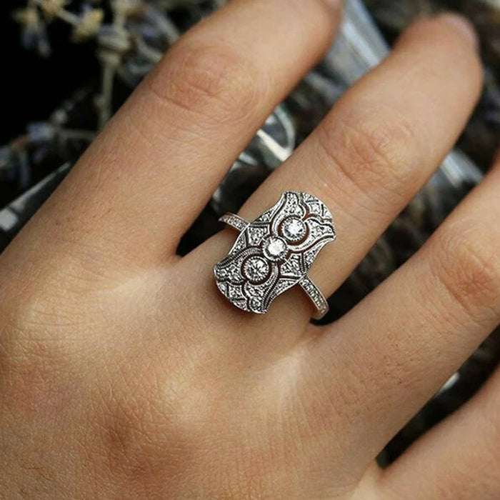 Hot retro ring hollow palace style jewelry palace celebration women's ring