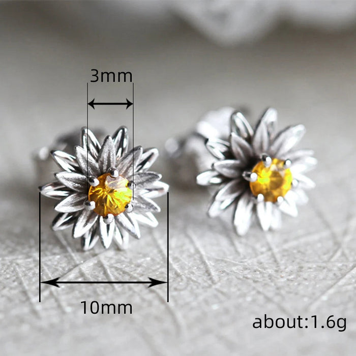 Micro-paved earrings with personalized design