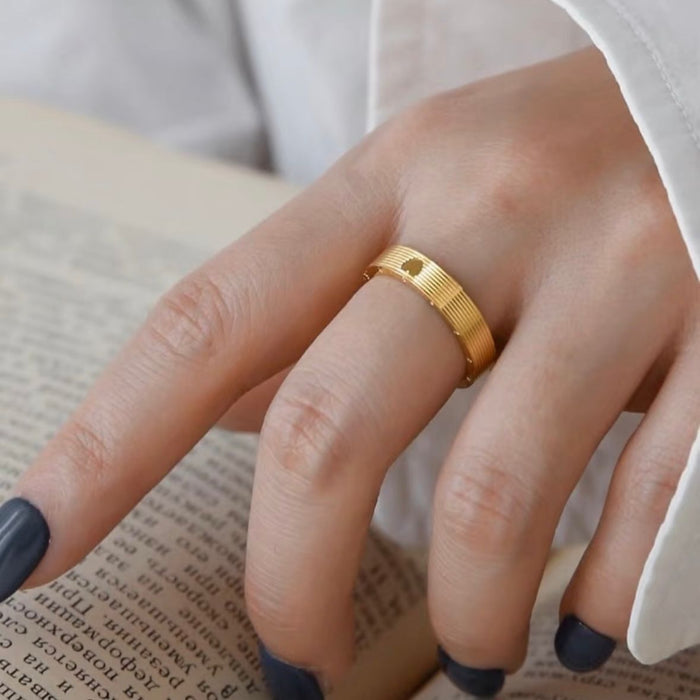 Wholesale gold titanium steel niche design rings