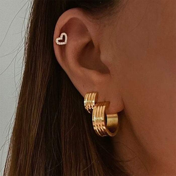 Pendientes anchos de acero y titanio bañados en oro de 18 quilates: joyería de acero inoxidable de moda