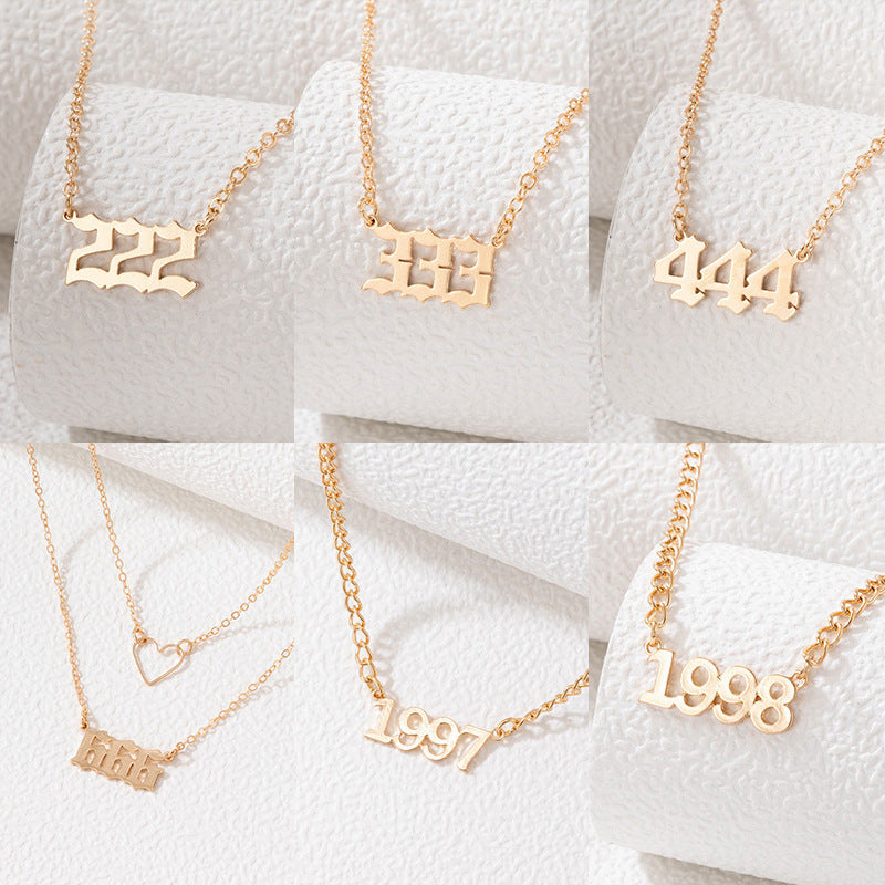 Fashionable Minimalist Clavicle Chain with Alloy Number Pendant and Heart Geometric Design