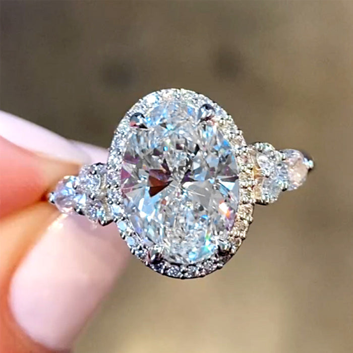 Anillo de compromiso sencillo con microincrustaciones en forma de huevo para mujer con anillo de bodas de diamantes