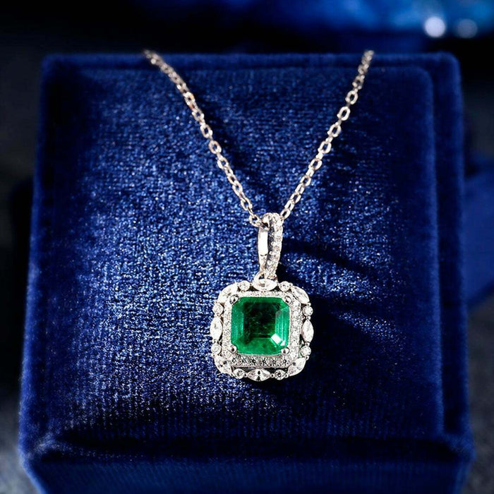 Green Irregular Emerald Zircon Women's Pendant Necklace