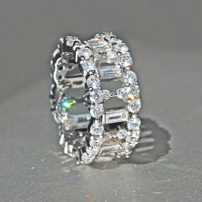 Women's hollow geometric zircon full diamond ring