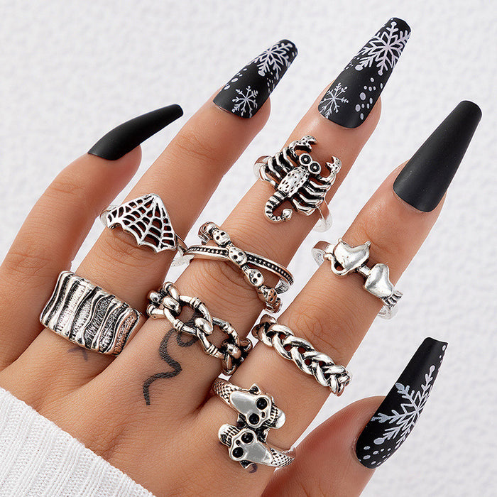 Gothic Skull Ring Set - 8-Piece Animal and Heart Rings for Women