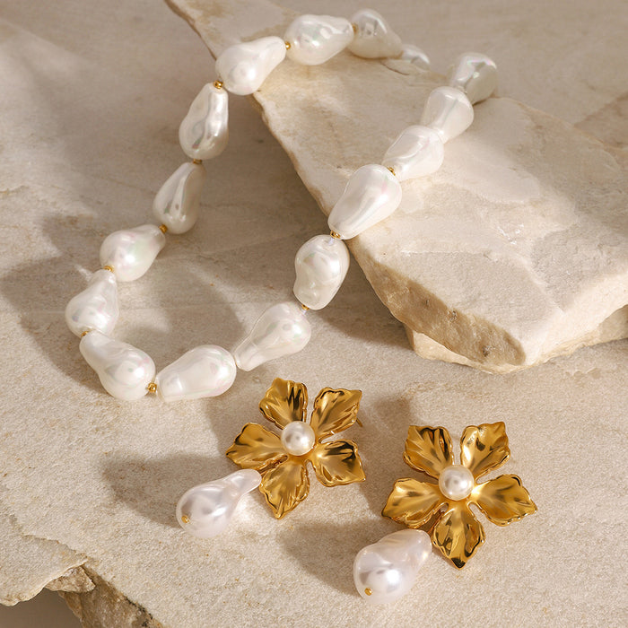 18k gold pearl flower earrings, Baroque retro light luxury necklace design