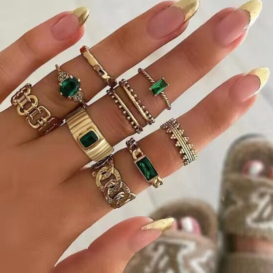 French Vintage Faux Emerald Stone Joint Ring Set – Unique Geometric Rings, 9-Piece Collection