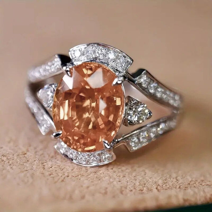 Women's wax inlaid zircon palace style ring