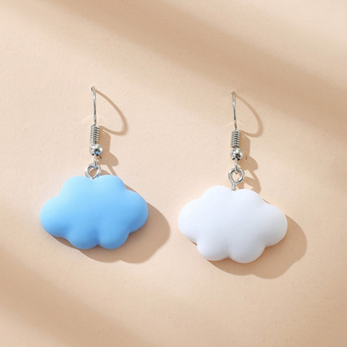 Pendientes de gancho para la oreja con nubes en contraste azul y blanco, pendientes sencillos y modernos