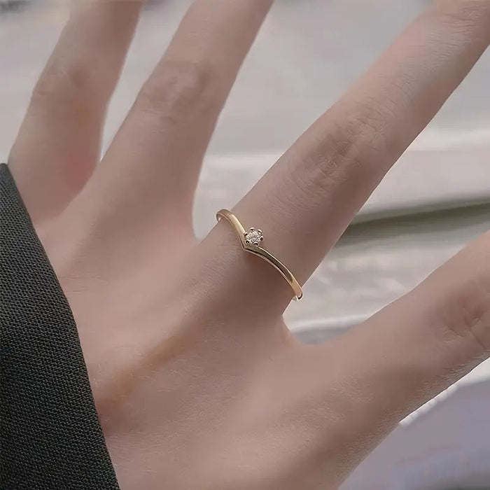 Simple zircon ring for women for everyday party