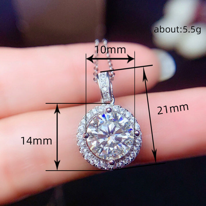 Round Imitation Moissanite Pendant Light Luxury Necklace