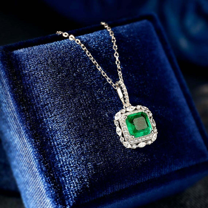 Green Irregular Emerald Zircon Women's Pendant Necklace