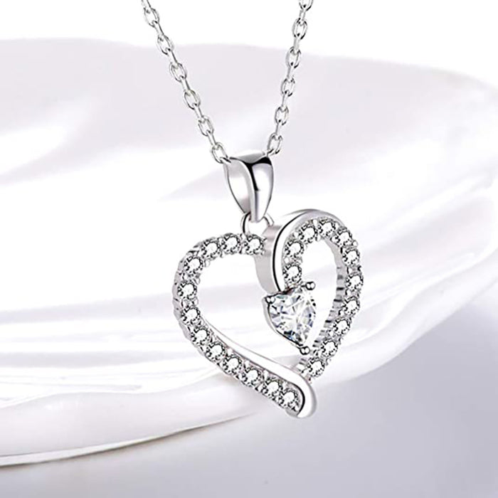 Love Heart Inlaid Zircon Pendant Women's Valentine's Day Necklace