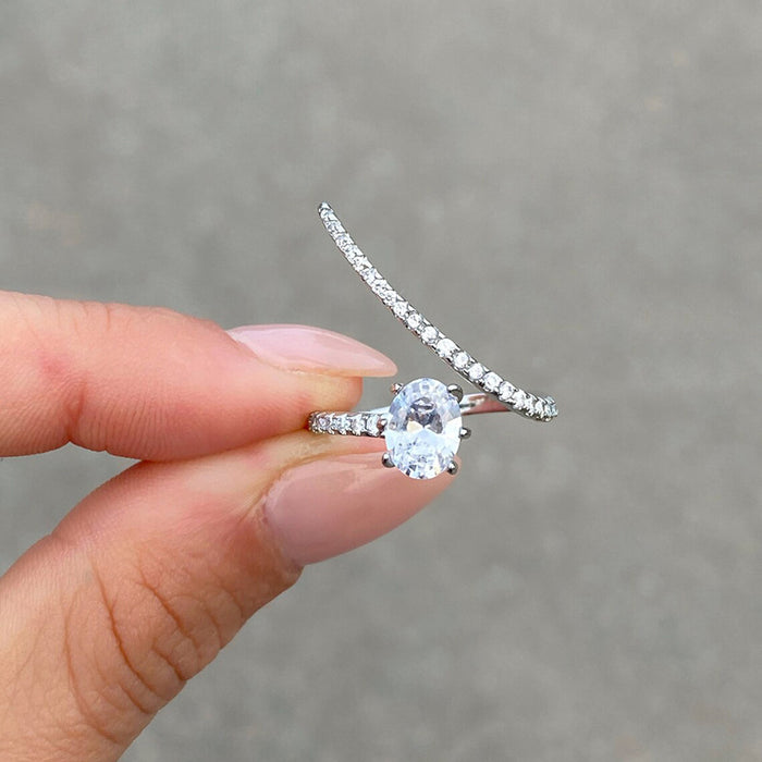 Live four claw ring bride exaggerated wedding ceremony ring