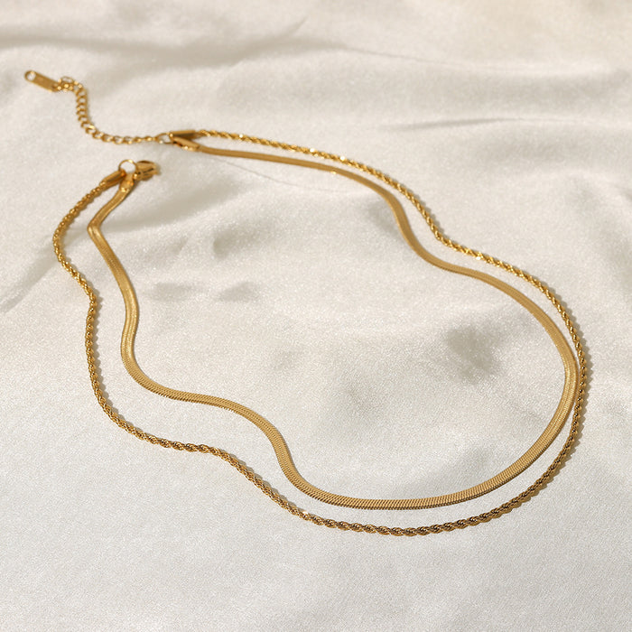 Collar de doble capa bañado en oro de 18 quilates con hoja, serpiente y cadena trenzada - Joyas para mujer