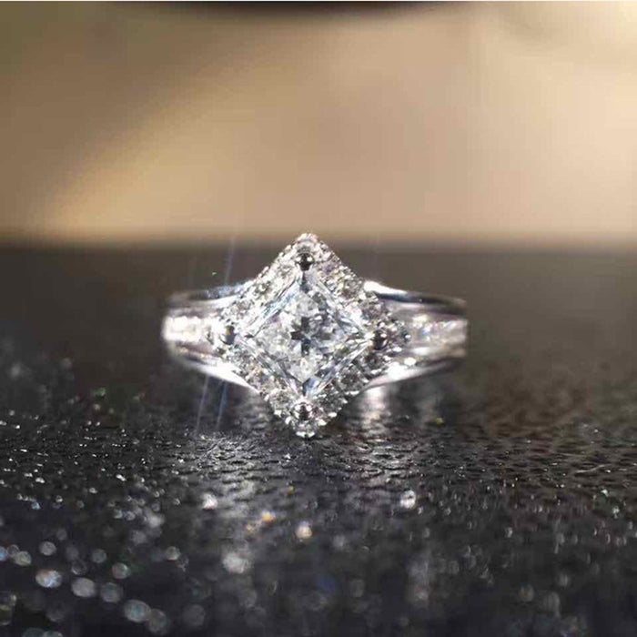 Shining four-claw zircon ring Internet celebrity diamond ring