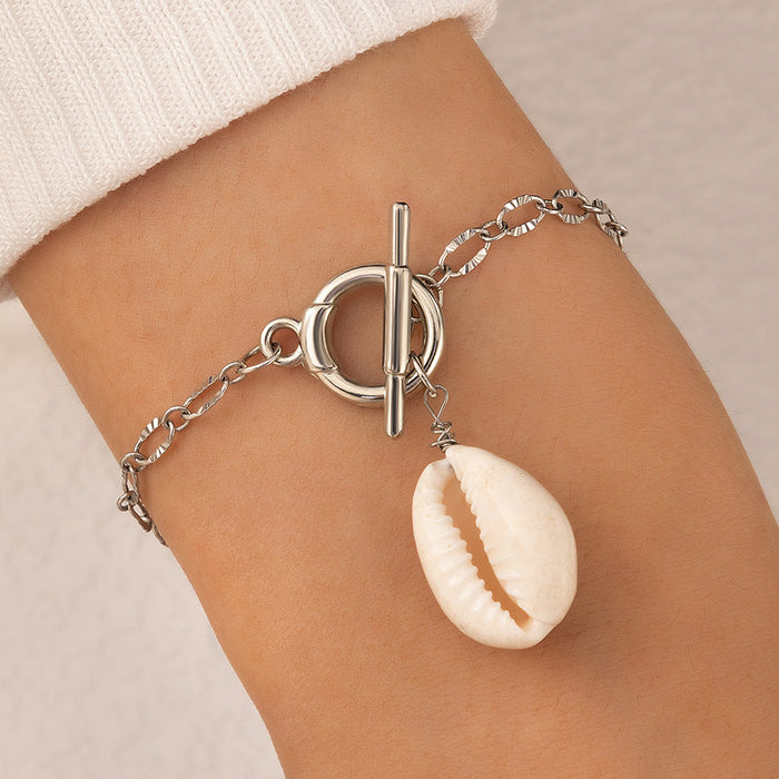 Shell Pendant Single Layer Bracelet with Beach Style Chain Design