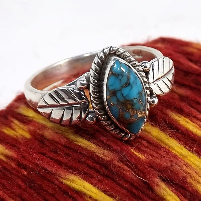 Anillo de hoja retro con forma de ojo de caballo, estilo palacio, textura de pluma, anillo femenino