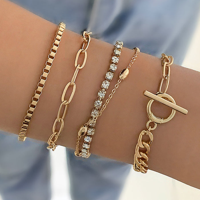 Conjunto de pulseras de diamantes de imitación con dijes geométricos redondos simples: joyería de cuatro piezas para mujeres